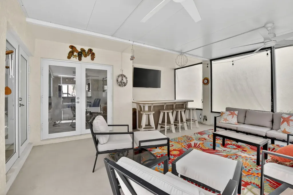 1306 SE 5th Court Dania Beach FL 33004