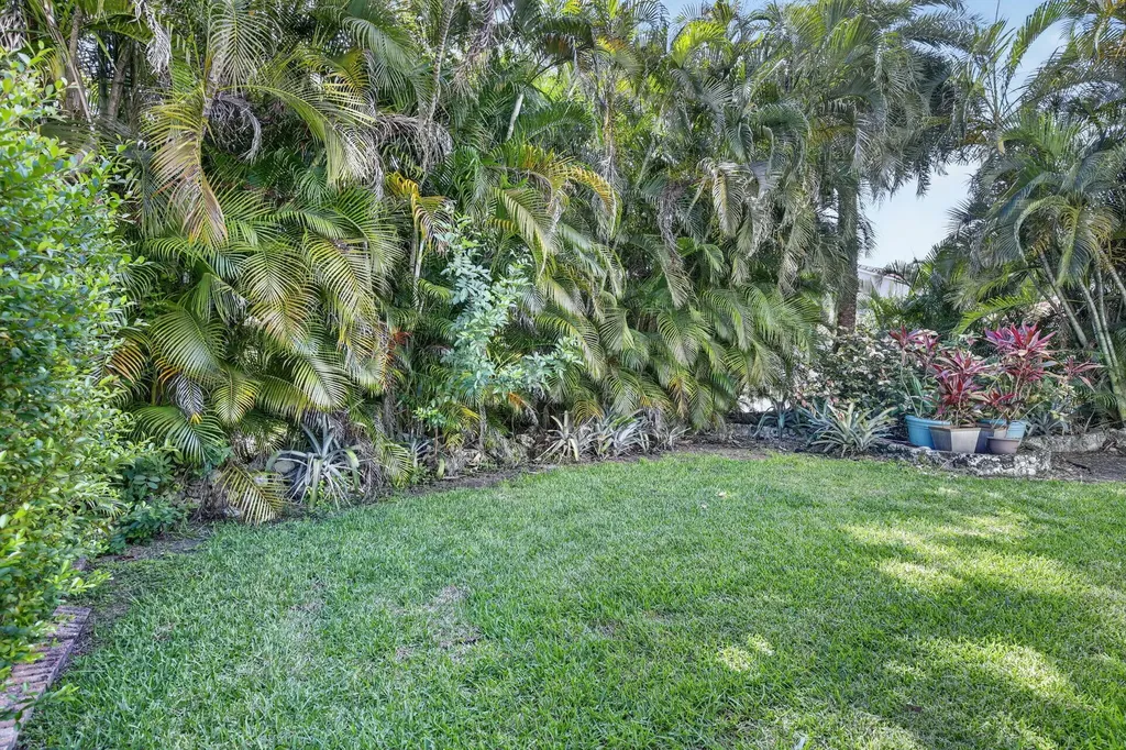 1306 SE 5th Court Dania Beach FL 33004