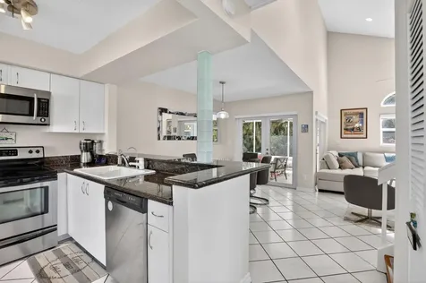1306 SE 5th Court Dania Beach FL 33004