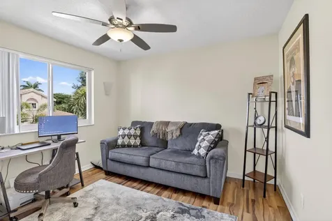 1306 SE 5th Court Dania Beach FL 33004