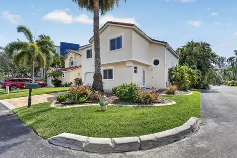 1306 SE 5th Court Dania Beach FL 33004
