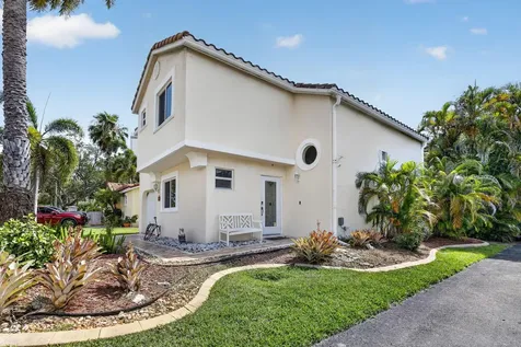 1306 SE 5th Court Dania Beach FL 33004