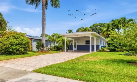 735 NE 34th Court Oakland Park FL 33334