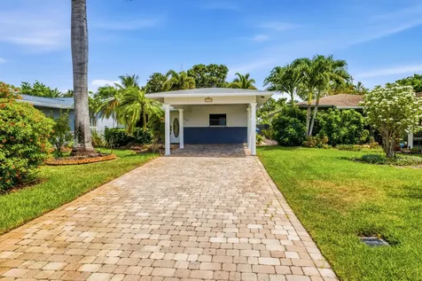 735 NE 34th Court Oakland Park FL 33334