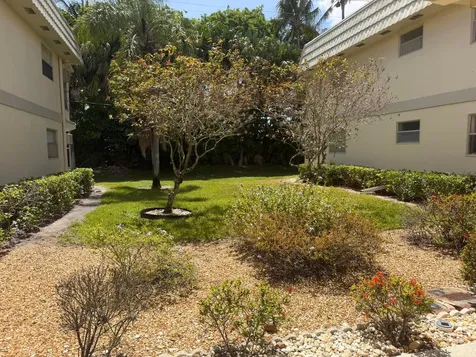 679 Saxony Way Delray Beach FL 33446