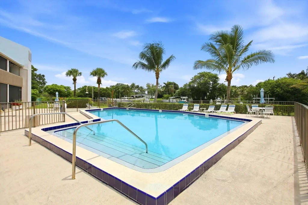 412 Southwind Drive North Palm Beach FL 33408