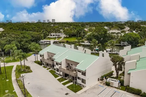 412 Southwind Drive North Palm Beach FL 33408