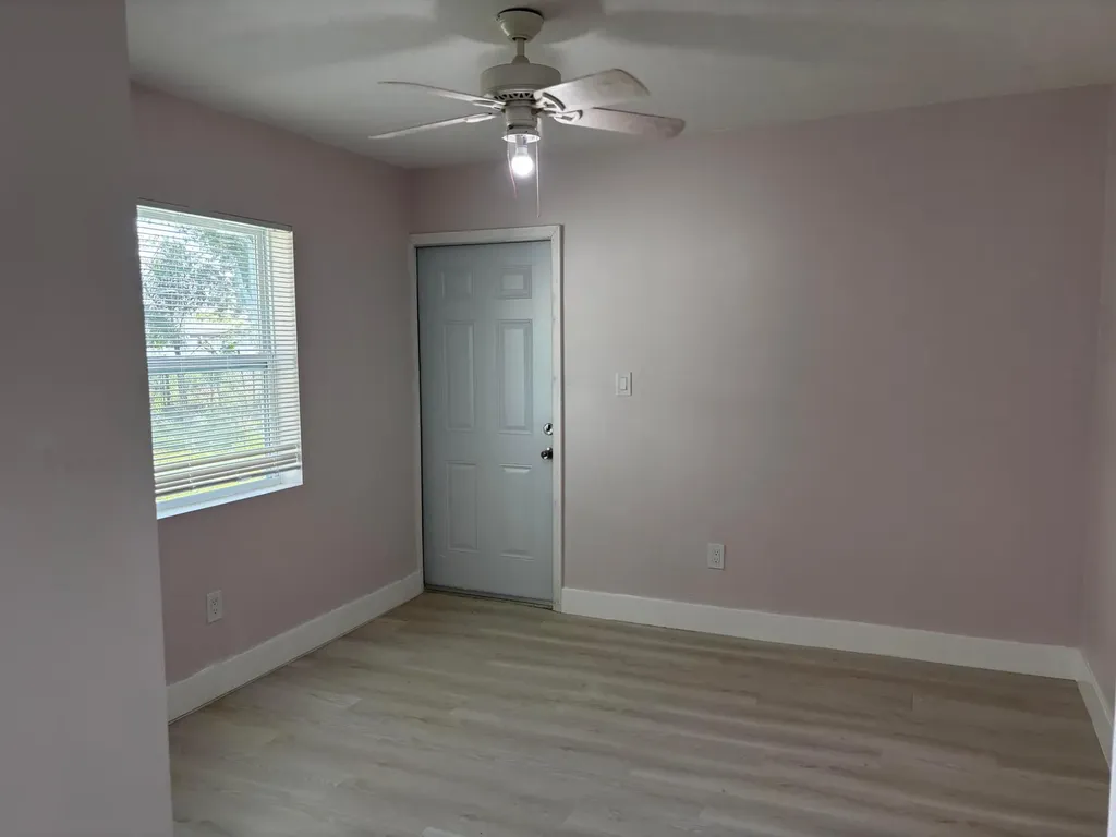 450 SW Eyerly Avenue Port St Lucie FL 34983