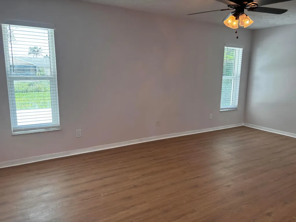 450 SW Eyerly Avenue Port St Lucie FL 34983