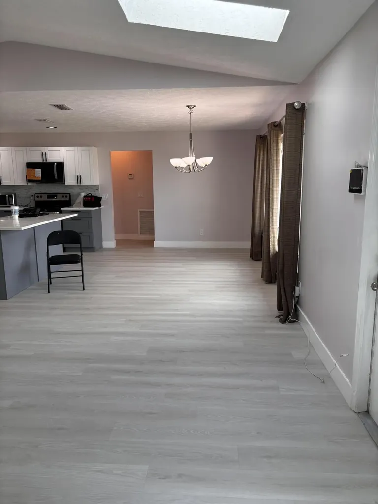 450 SW Eyerly Avenue Port St Lucie FL 34983