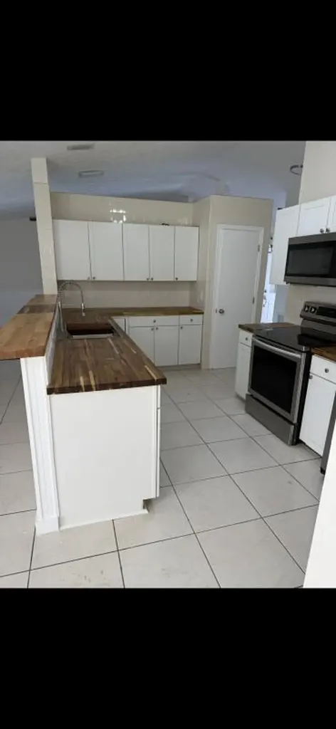 3053 SE Wake Road Port St Lucie FL 34984