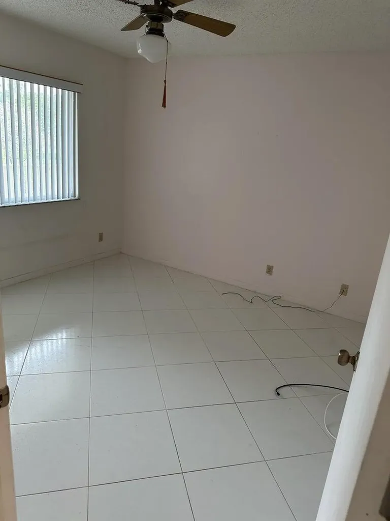 7286 Huntington Lane Delray Beach FL 33446