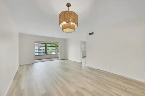 23 Abbey Lane Delray Beach FL 33446