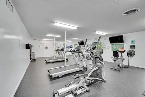 23 Abbey Lane Delray Beach FL 33446
