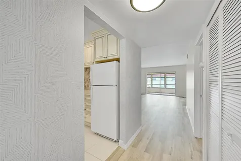 23 Abbey Lane Delray Beach FL 33446