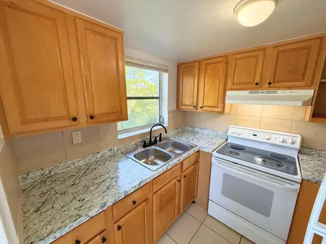 432 NW 42nd Street Oakland Park FL 33309