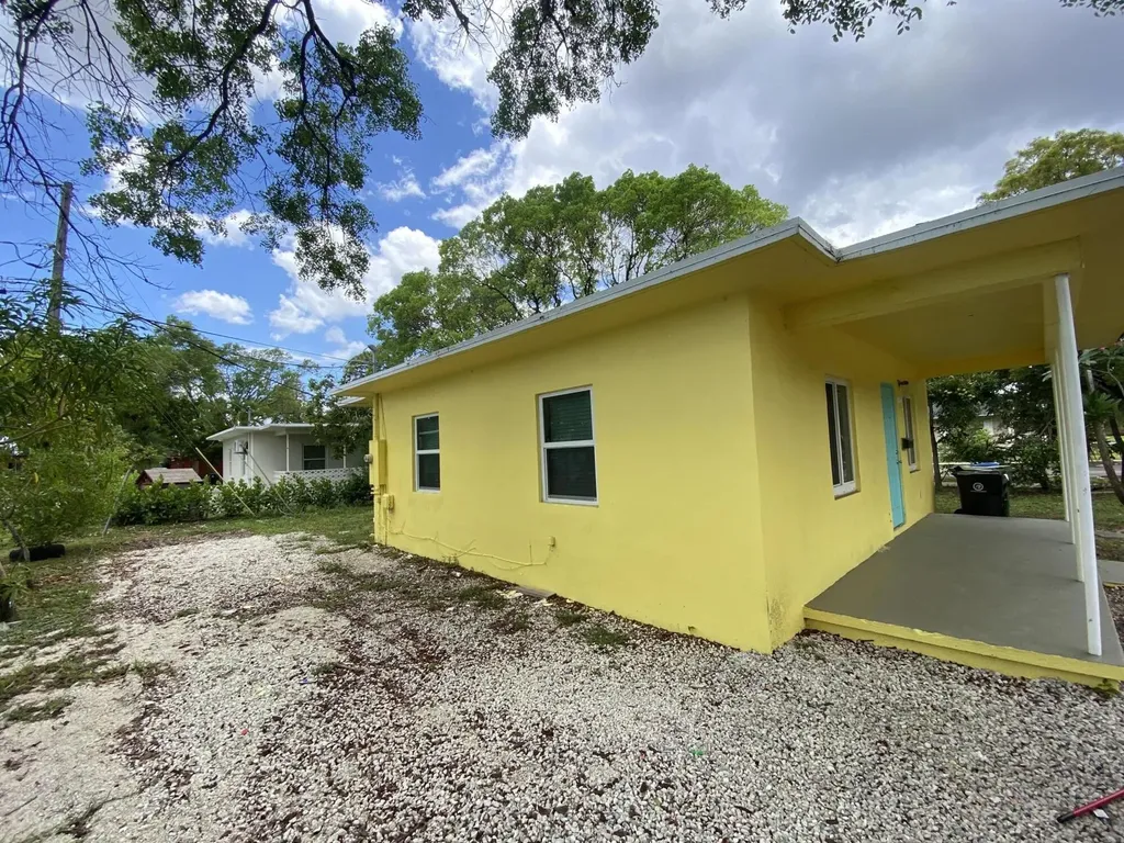 1448 NW 4th Street Fort Lauderdale FL 33311