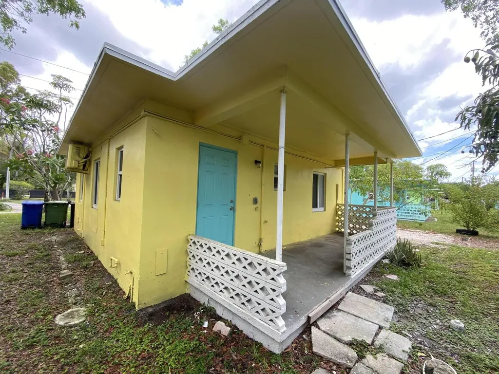 1448 NW 4th Street Fort Lauderdale FL 33311