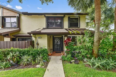 4587 Carambola Circle S Coconut Creek FL 33066