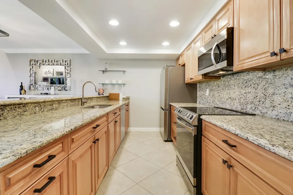 204 Old Meadow Way Palm Beach Gardens FL 33418