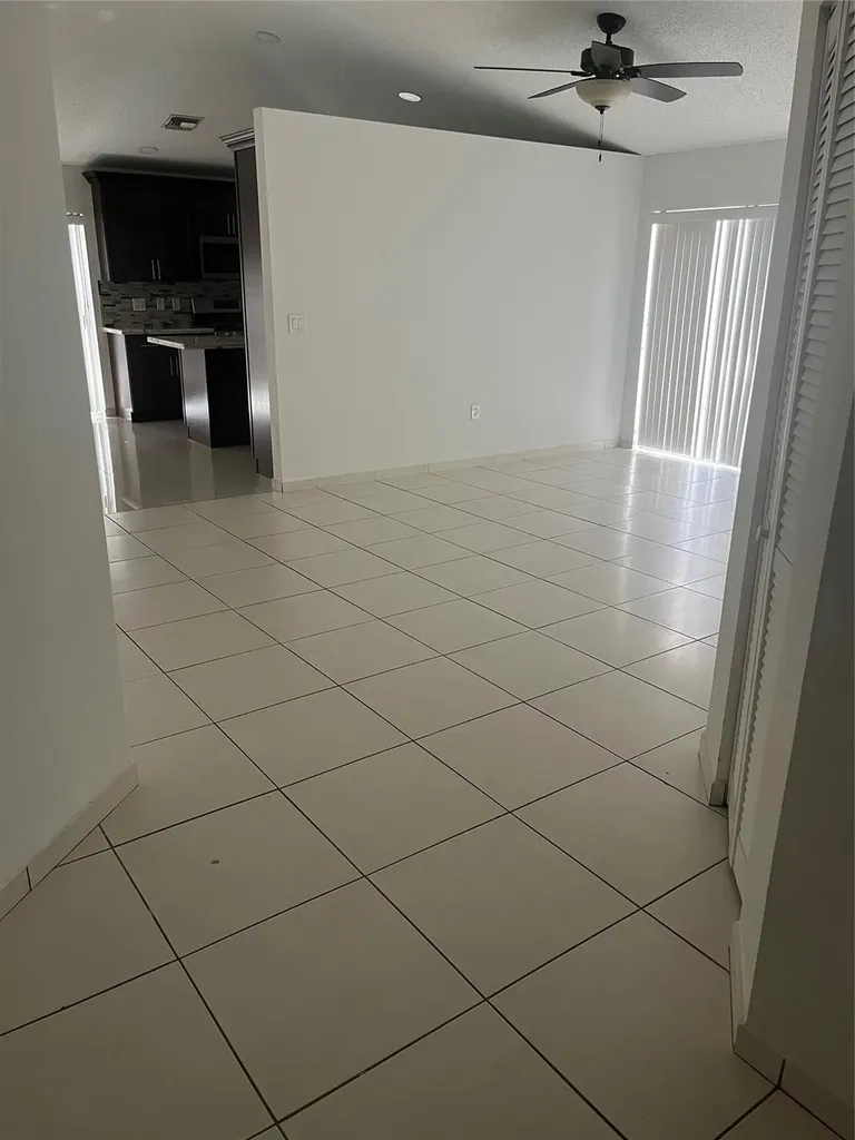 13412 NW 5th Place Plantation FL 33325