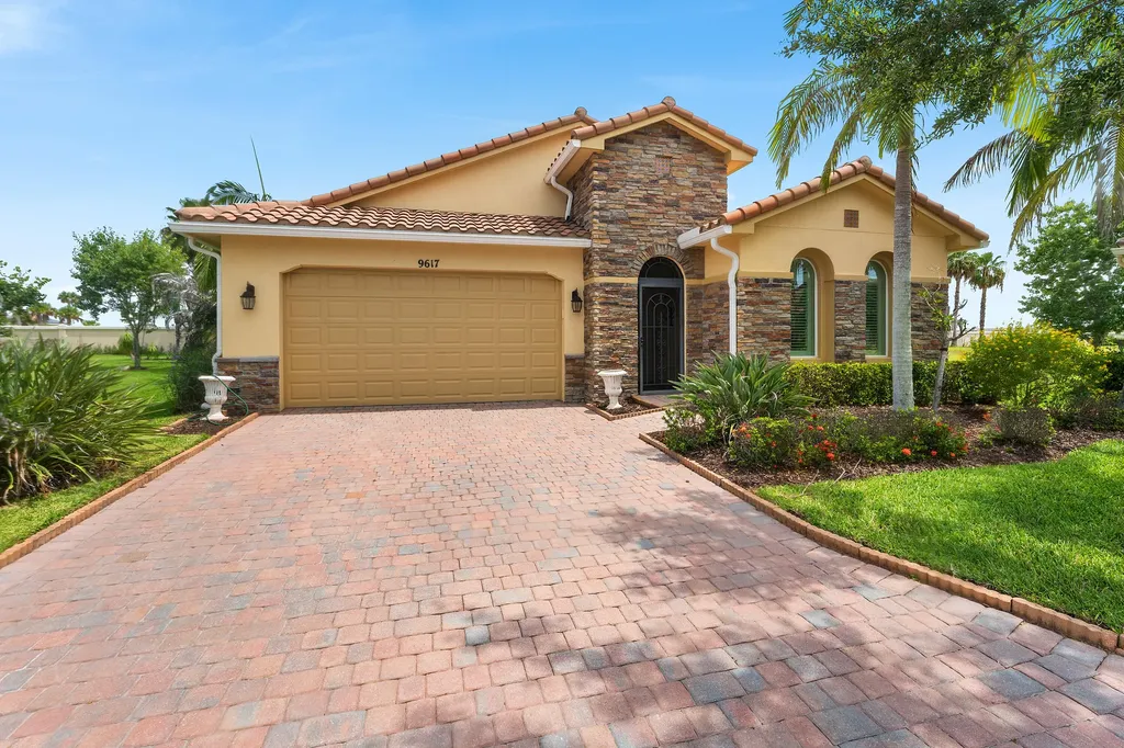 9617 SW Gum Tree Court Port St Lucie FL 34987