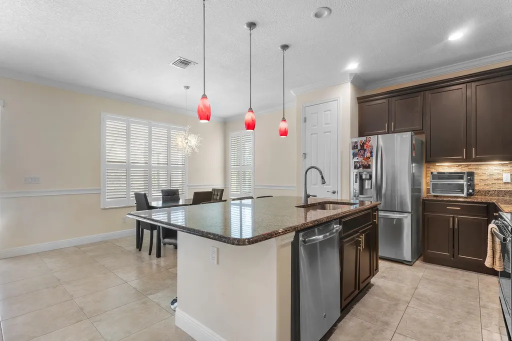 9617 SW Gum Tree Court Port St Lucie FL 34987