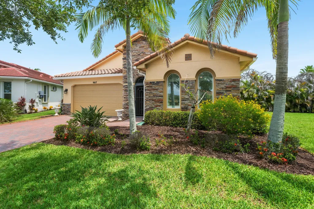 9617 SW Gum Tree Court Port St Lucie FL 34987
