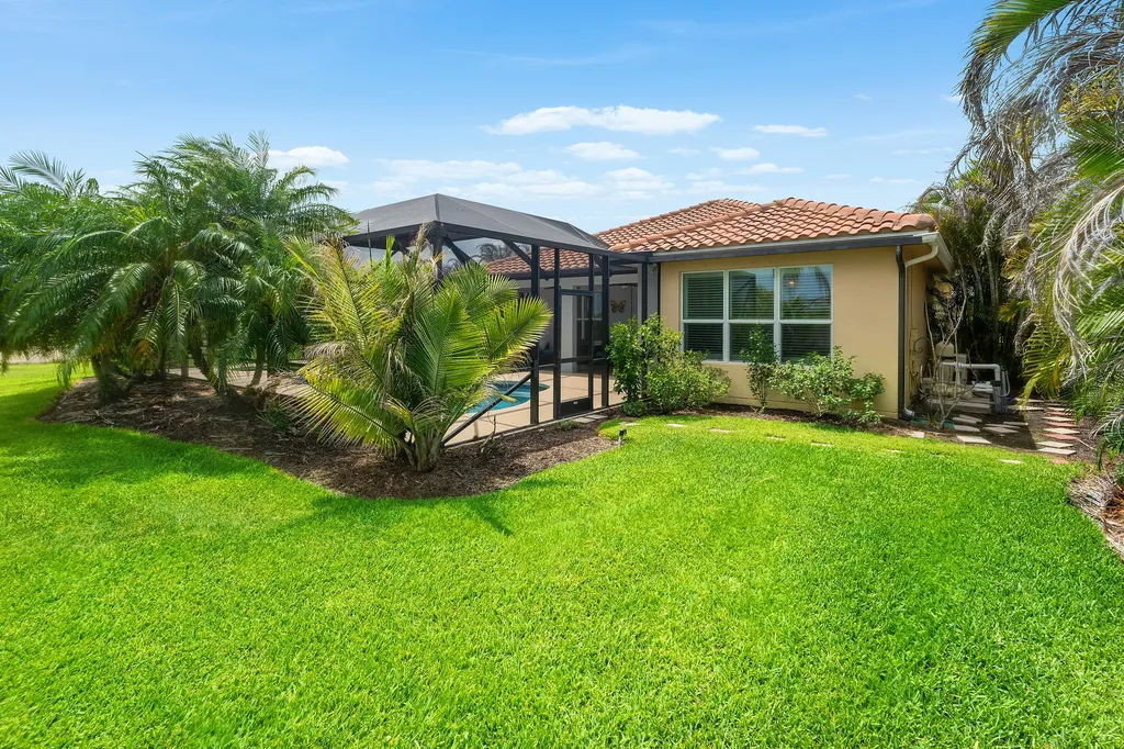 9617 SW Gum Tree Court Port St Lucie FL 34987