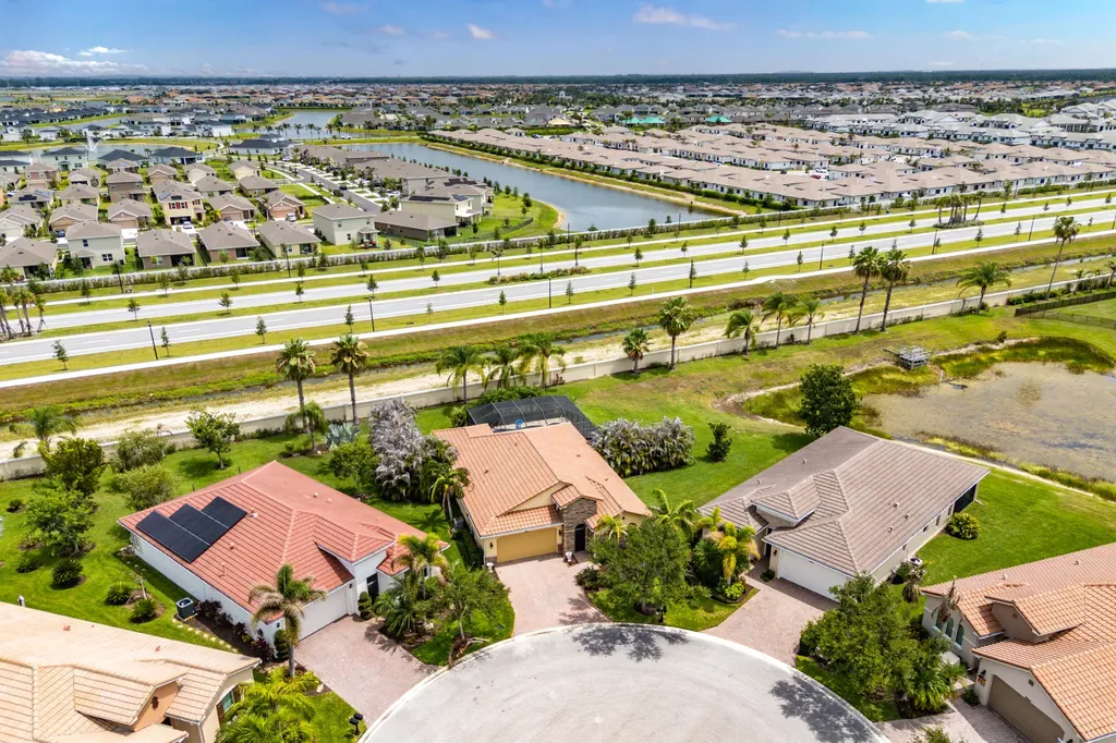 9617 SW Gum Tree Court Port St Lucie FL 34987
