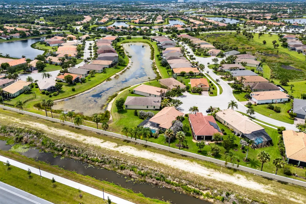 9617 SW Gum Tree Court Port St Lucie FL 34987
