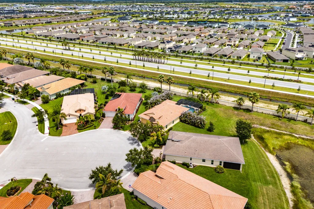 9617 SW Gum Tree Court Port St Lucie FL 34987