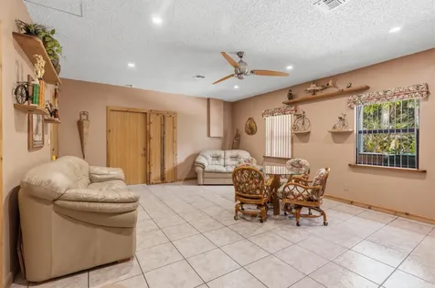 4201 SW 102nd Avenue Davie FL 33328