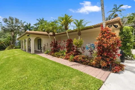4201 SW 102nd Avenue Davie FL 33328