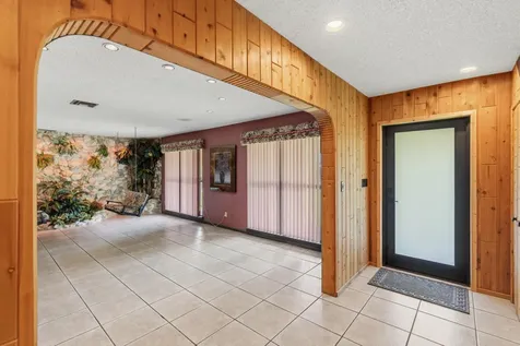 4201 SW 102nd Avenue Davie FL 33328