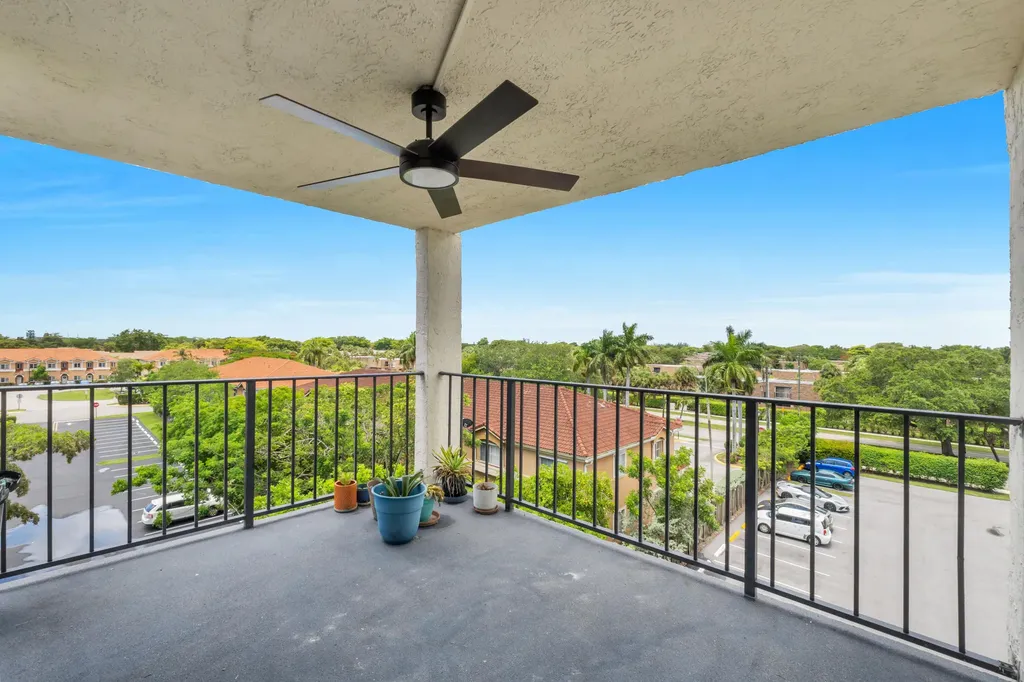 6190 Woodlands Boulevard Tamarac FL 33319