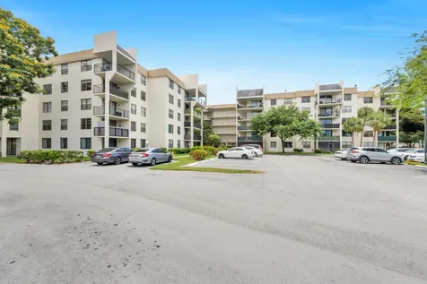 6190 Woodlands Boulevard Tamarac FL 33319