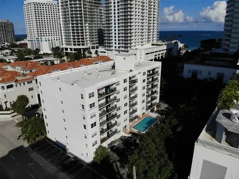 3000 Riomar Street Fort Lauderdale FL 33304