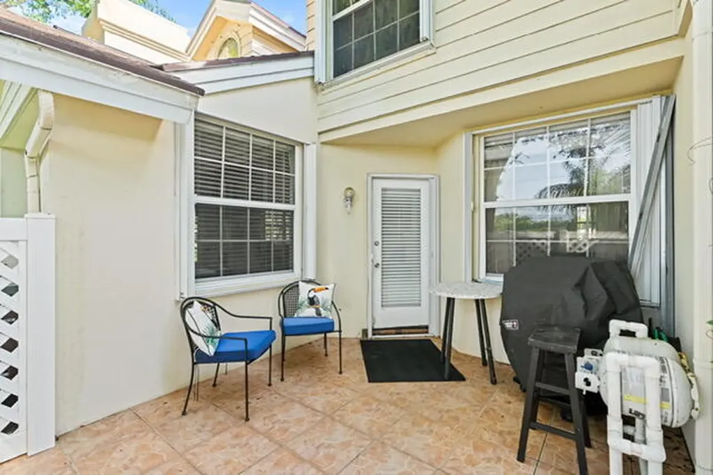 8104 Oakton Court Lake Clarke Shores FL 33406