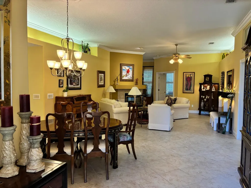 646 Venetto Court Port St Lucie FL 34986