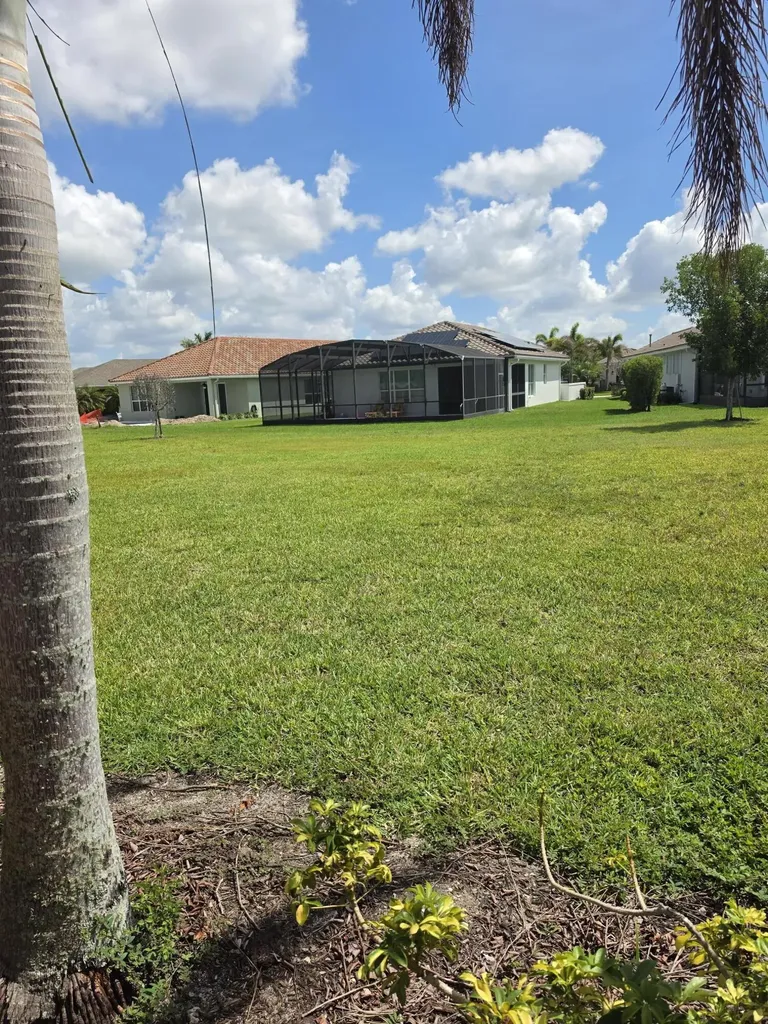 10239 SW Indian Lilac Trail Port St Lucie FL 34987