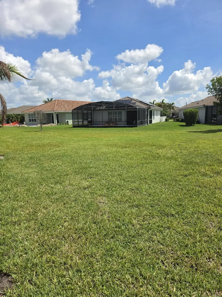 10239 SW Indian Lilac Trail Port St Lucie FL 34987