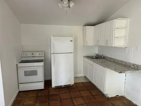 8261 NW 1st Place Miami FL 33150