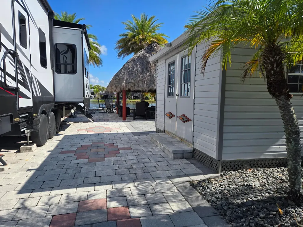 609 SW 42nd Cove Okeechobee FL 34974