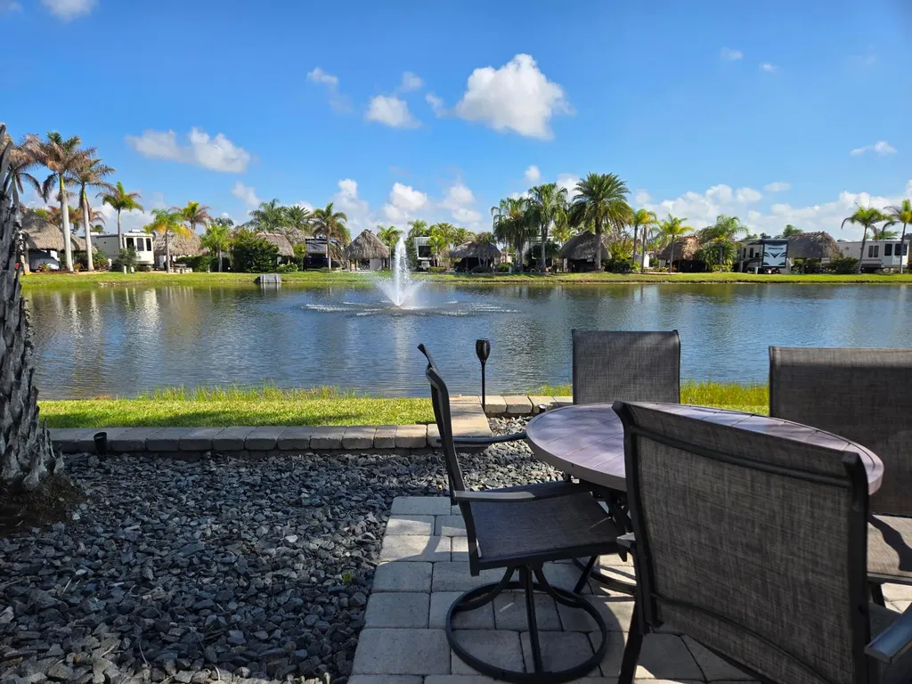 609 SW 42nd Cove Okeechobee FL 34974