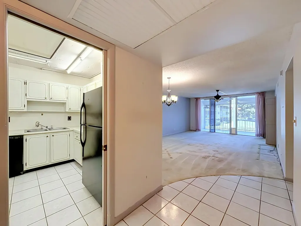 2850 Forest Hills Boulevard Coral Springs FL 33065