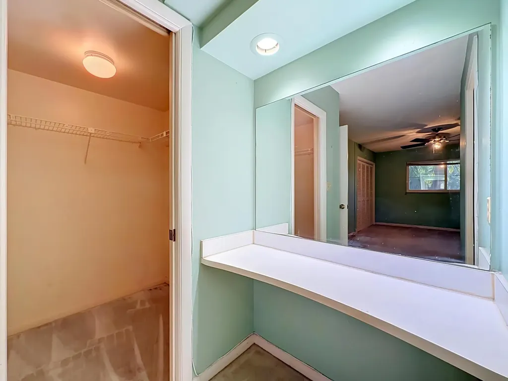2850 Forest Hills Boulevard Coral Springs FL 33065