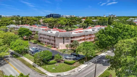 2850 Forest Hills Boulevard Coral Springs FL 33065