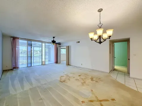 2850 Forest Hills Boulevard Coral Springs FL 33065