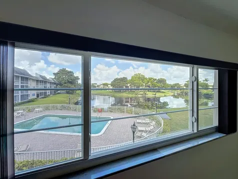 2850 Forest Hills Boulevard Coral Springs FL 33065